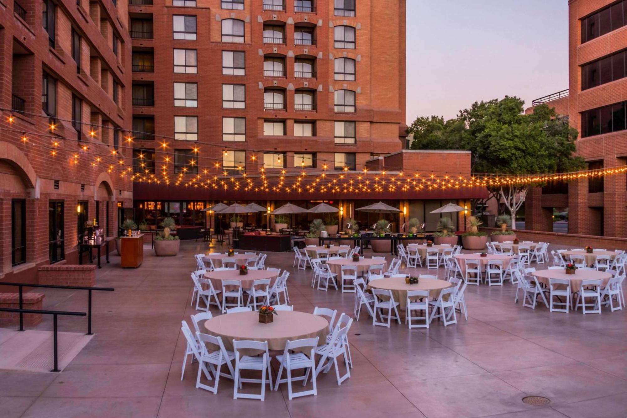 Scottsdale Marriott Old Town Hotel Bagian luar foto
